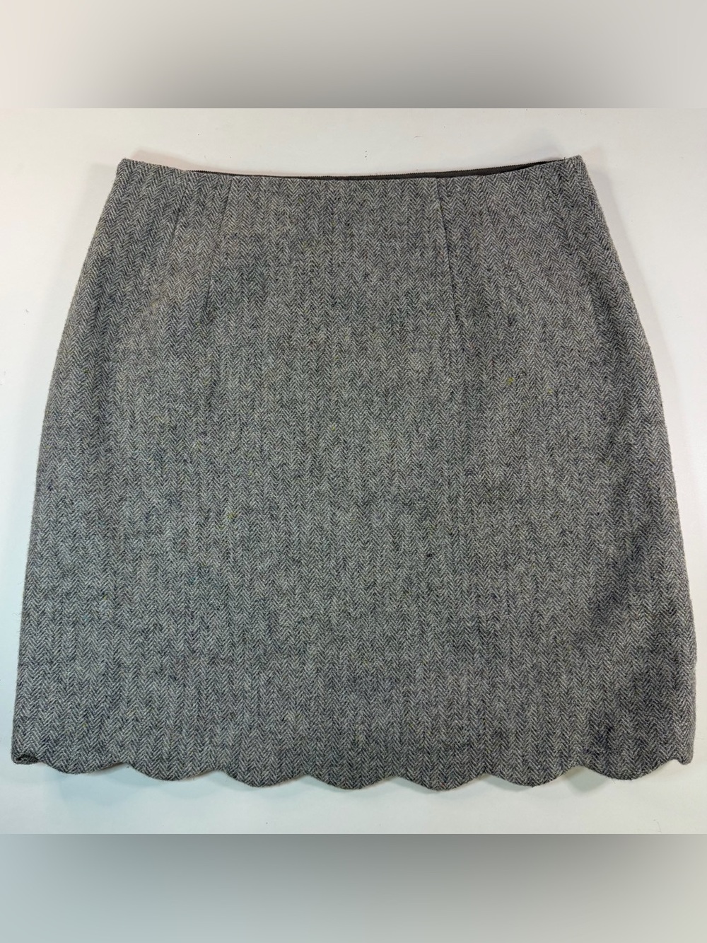Talbots Gray Herringbone Pencil Skirt Scalloped Hem Preppy Minimalist W Size 8